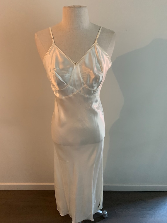 Off white vintage 1940s bias cut satin lingerie g… - image 2