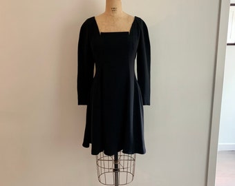 Geoffrey Beene New York vintage black rayon dress-Size 6