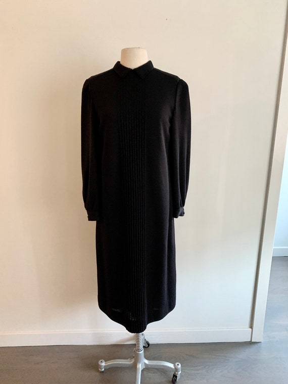 Lovey classic wool knit Adele Simpson collared dr… - image 2