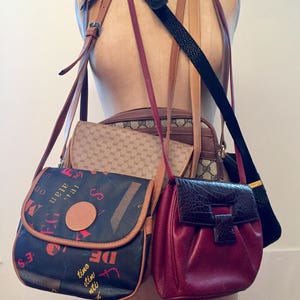 Vintage Valentino Garavani crossbody red leather bag with oxblood snake flap image 2