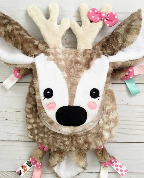 cuddle and kind deer
