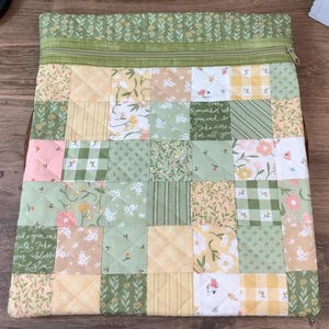 Project Bag, Quilted Floral Patchwork Cotton | Zippered Cross Stitch Organizer