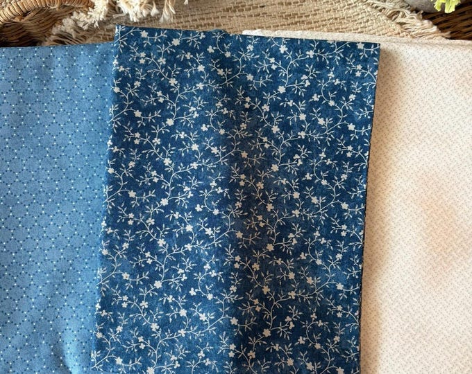 Blue Floral Quilting Fabric Bundle: Vintage Cotton Patchwork Yard Collection (9.5 Yards)