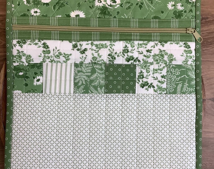 Green Floral Patchwork Quilting Project Bag; Travel Cross Stitch Organizer; Free Lori Holt Zipper Charm with Purchase
