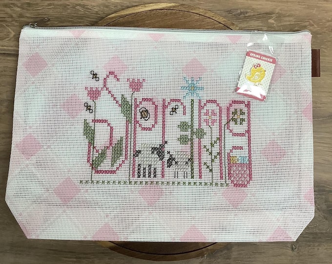Hand Stitched Spring Mad for Plaid Mesh Project Bag and Coordinating Needle Minder