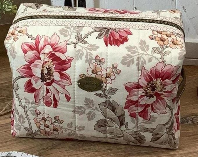 Custom Makeup Bag- Large Size Quilted Pouch with Vegan Leather Handles