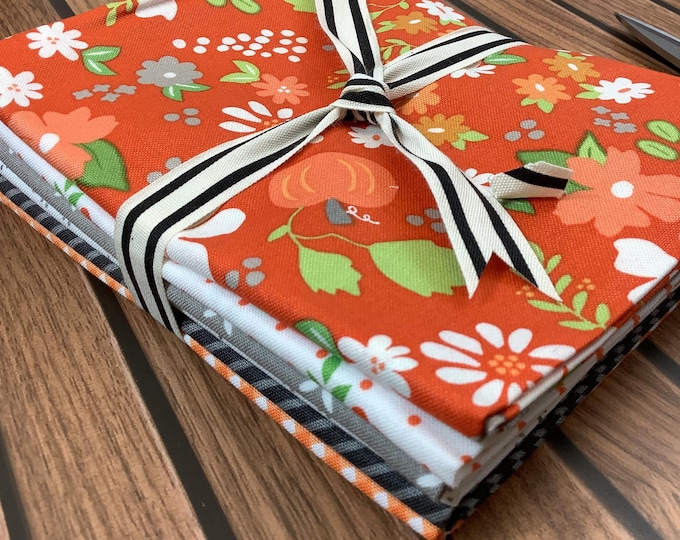 Autumn Fabric Bundle: Sherri Chelsi Birch Willow Cotton Quilting Fat Quarters (6 Pack)