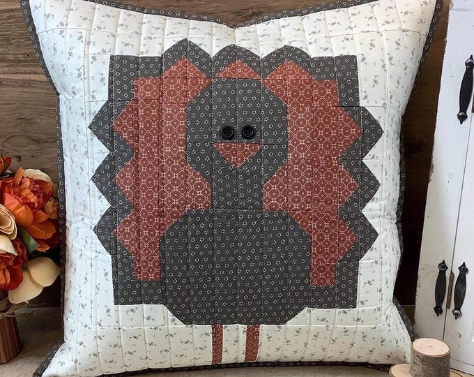 Handmade Quilted Turkey Pillow Cover: Farmhouse Thanksgiving Decor (18 Inch)