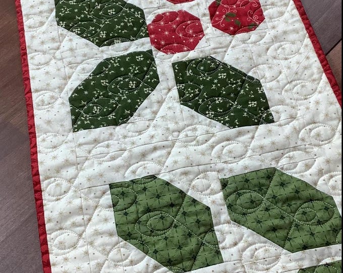 Handmade Quilted Christmas Table Runner: Holly Berry Farmhouse Design (Red Green)