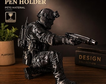 Portalápices de las Fuerzas Especiales, decoración de escritorio impresa en 3D, soporte táctico para bolígrafos de soldado, regalo de oficina único para él, accesorios de escritorio geniales