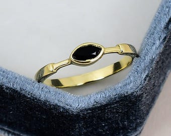 ソリティア ブラックオニキスリング 925スターリングシルバー ゴールドメッキ マーキーズカットジェムストーン ミニマリスト レディース デイリーウェア ギフト