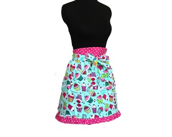 ServerTeacher VendorFood ServiceBakery Cafe StyleShopkeeper Cupcakes Half Apron with 6 pockets