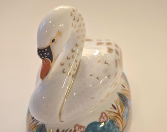 Pisapapeles Royal Crown Derby Old Imari Swan – Porcelana fina con oro de 22 quilates