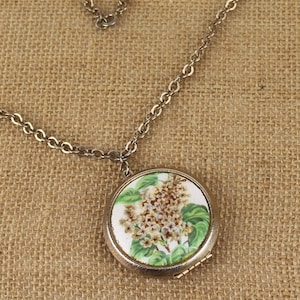 Secret Garden, vintage 1970s wildflower LOCKET - naszyjnik z lat 70., Hiacynt, pamiątka, memento, medalion ze zdjęciem, boho chic, cottagecore