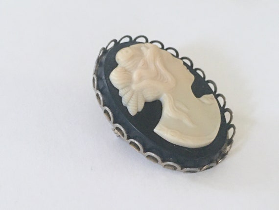 Lady on Black, 1970s Cameo Brooch - Victorian rev… - image 6