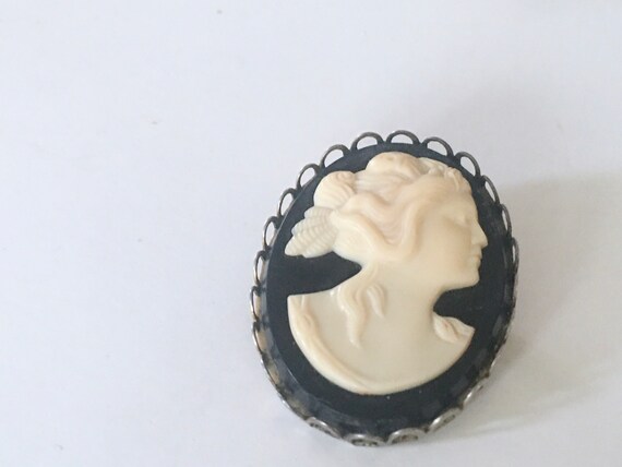 Lady on Black, 1970s Cameo Brooch - Victorian rev… - image 10