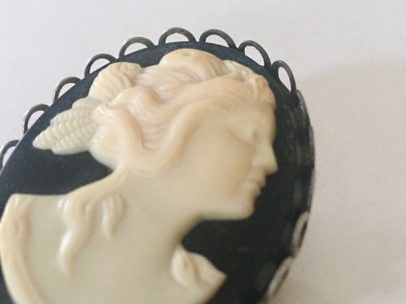 Lady on Black, 1970s Cameo Brooch - Victorian rev… - image 5