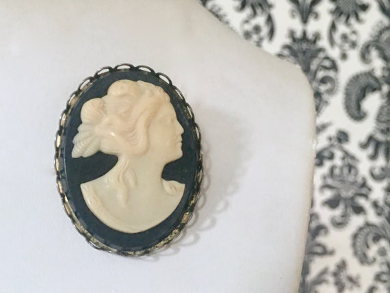 Lady on Black, 1970s Cameo Brooch - Victorian rev… - image 8