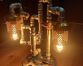 Lámpara industrial vintage hecha por uno mismo