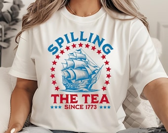 Maglietta "Spilling the Tea Since 1773", divertente maglietta del Boston Tea Party, abbigliamento con grafica di nave vintage