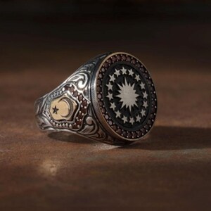Anillo de sello presidencial de plata esterlina, estilo otomano con granate grabado (hecho a mano)