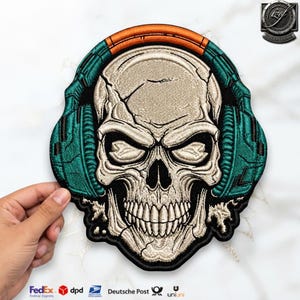 Grote geborduurde schedel-koptelefoonpatch: Cyberpunk biker vest (33 cm)