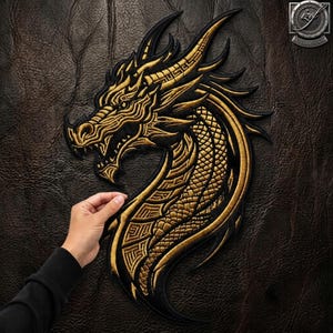 Parche bordado grande de dragón dorado y negro, aplique de estilo gótico asiático (33 cm)