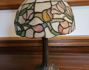 Tiffany Style Stained Glass Lamp