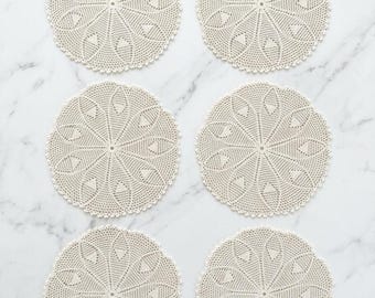 Set of 6 Handmade Crochet Doilies | Round Lace Placemats 23cm | Boho Table Decor | Cottagecore Wedding Gift | White Crochet Coaster Set