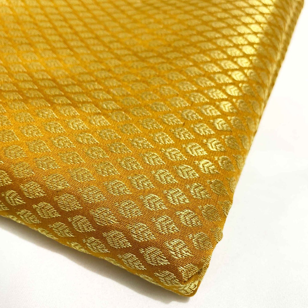 Tissu Satin Faux Soie Floral Brocart - Pour Robe Qipao, DIY, Vintage, Vendu Au Mètre, Largeur < 114 Cm