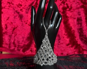 Hand chain crocheted out of stainless steel chain