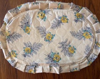 Vintage set of 4 quilted Placemats