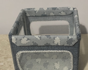 DOLLSHOUSE Miniature playpen, cute sheep in grey and white  1/12th scale