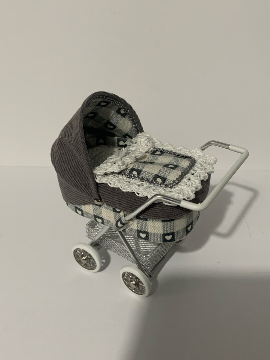 DOLLS HOUSE 1/12th Scale Modern Dolls House Pram/stroller/buggy Grey