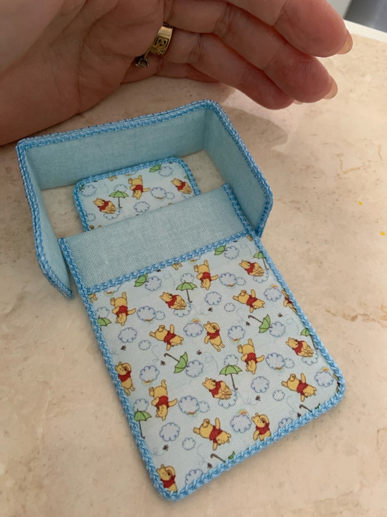 Dolls house 1/12th scale cot bedding set image 1