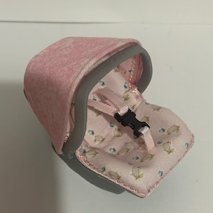 DOLLS  HOUSE 1/12th scale hand crafted car or carry seat, suit approx 2” baby