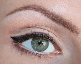 Non-Toxic Vegan Liquid Eyeliner | Organic, Waterproof, Black Pen for Sensitive Eyes |