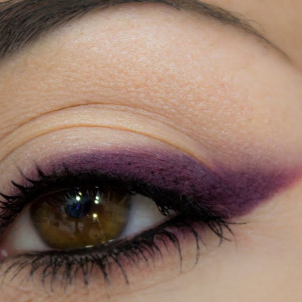 PLUM Pencil EYELINER | Burgondy Purple Eye liner pastel long lasting for sensitive eyes | Organic Vegan Natural Makeup Cosmetics