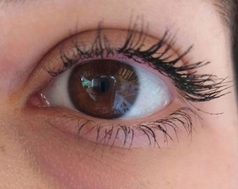 Black Velvet Mascara: Vegan, Clump-Free Micro Wand