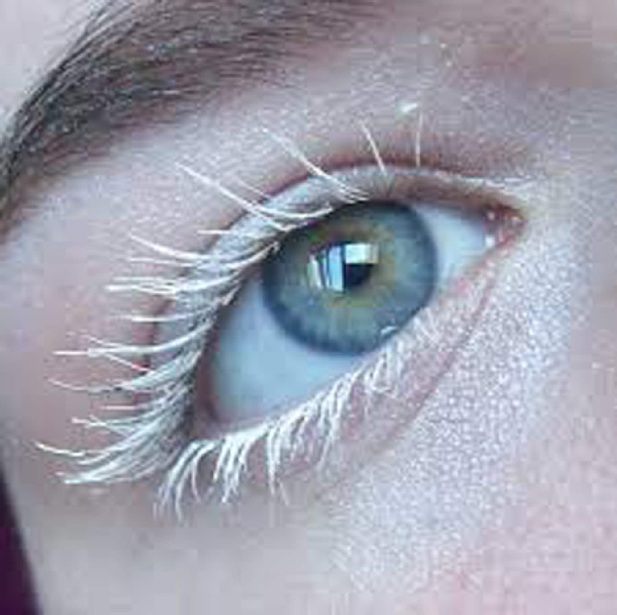 Mascara white on sale