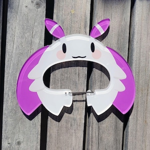 Kawaii Momo - Etsy