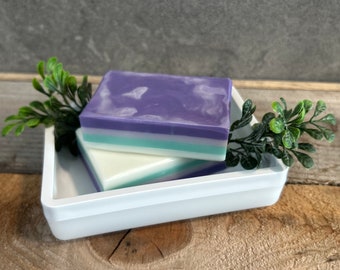 Lyrae’s Lavender Lemongrass Goat Milk Soap