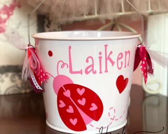 Personalized Love bug Valentine Bucket - 5 quart - gift basket - Personalized Heart Bucket  Valentine’s Day - Teacher Gift - love bug