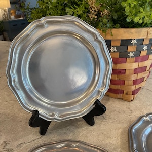 Wilton Armetale Pewter Plates - Etsy