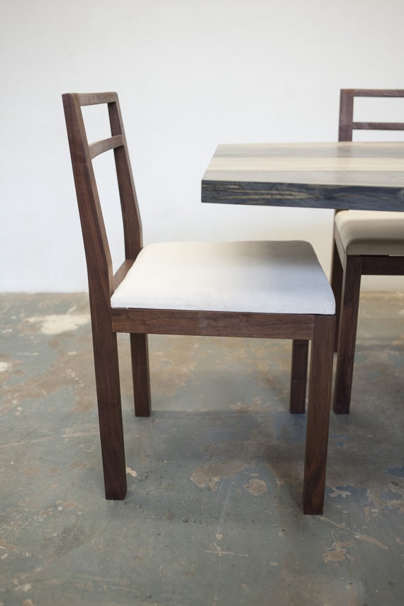 Neese comedor silla tapicería de lona nuez sólida Dylan | Etsy Neese comedor silla tapicería de lona nuez sólida Dylan | Etsy
