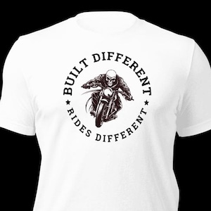 Totenkopf-Motorrad-Shirt - Verschiedene Biker-Grafik-T-Shirts gebaut