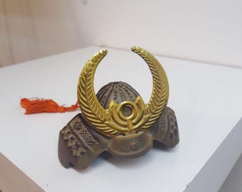 VTG Japanese Samurai Kabuto Helmet Miniature Cast Iron Bushido Warrior Decor