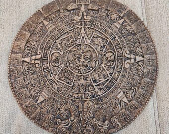 VTG Mexican Aztec Sun Stone Calendar Wall Plaque Stone Composite Cream ~11.5