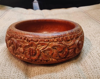 Mid Century Hand Carved Wooden Floral Bowl  Catchall Dish Global Folk Art ~5"