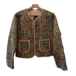 Quilted Cotton Jacket - Lightweight Insulated Everyday Jacket, Relaxed Fit with Pockets Notting Hill Lightweight, Soft Evergreen Botanica image 4
